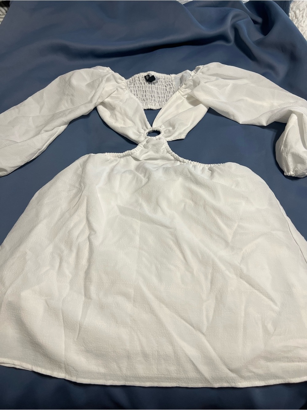 H&M White Cutout Puff-Sleeve Dress